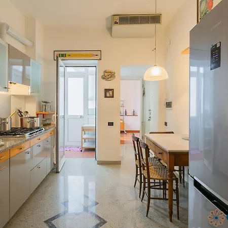 Terrazza Paradiso By Apulia * バーリ